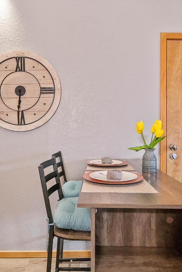Couples Getaway - Sweet Retreat - European Village Best Location Palm Coast Buitenkant foto